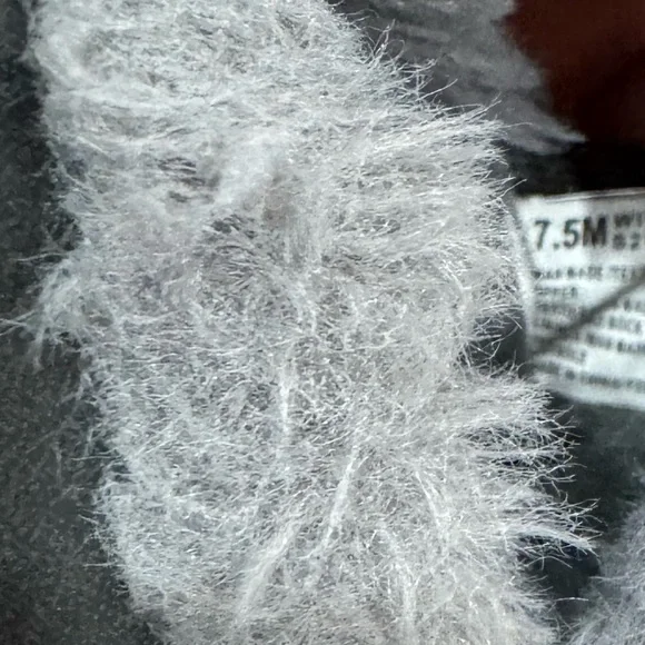 J Sport Shoes Womens 7.5M Willa Faux Fur Trim Slip On S2WLA01 Gray Suede Comfort - Picture 8 of 8